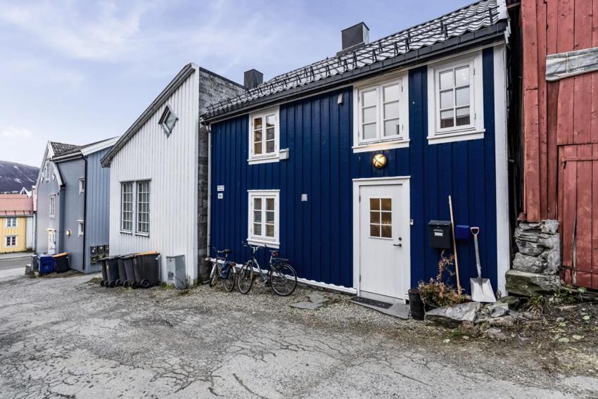 Tidligere Stall Omgjort Til Koselig Hjem I Sentrum 트롬쇠 외부 사진